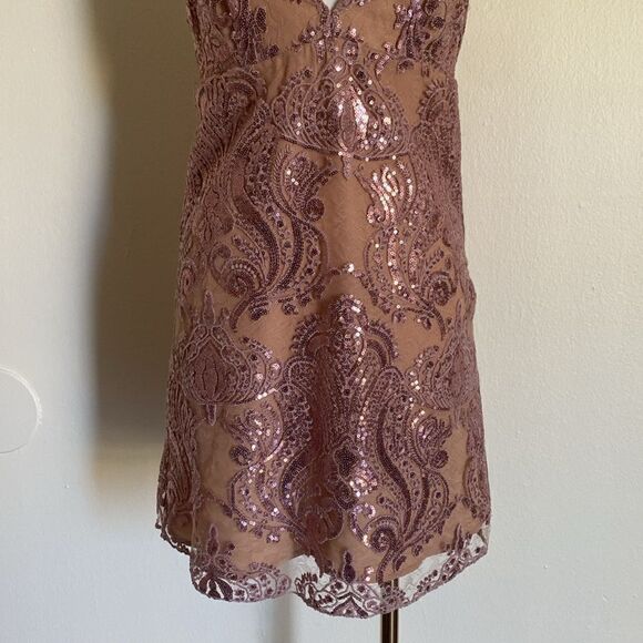 Free People Cream and Rose Gold Pink Night Shimmers Sequin Mini Dress Size 2 - Picture 4 of 13